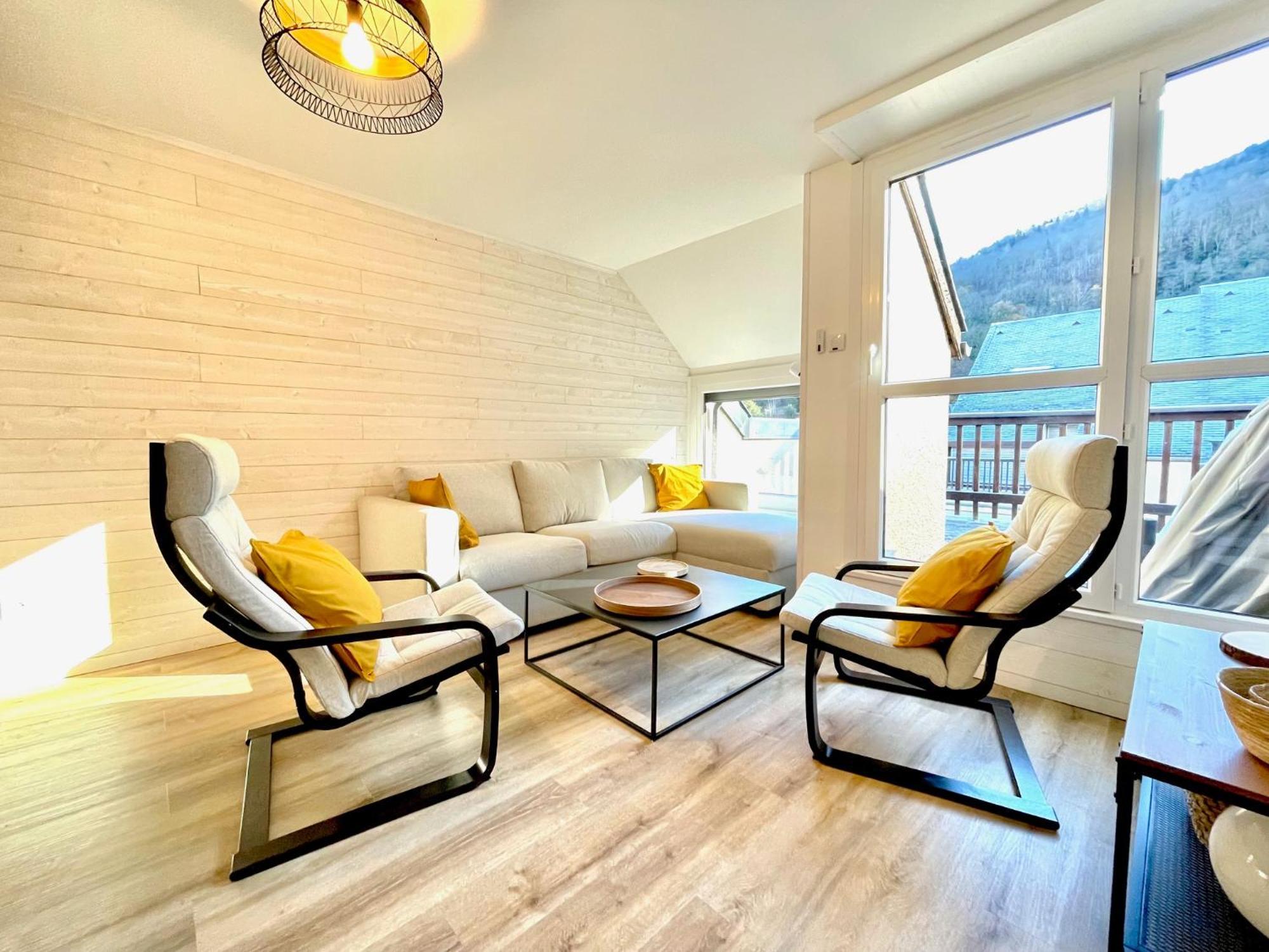 Centre Village Appartement 3 Chambres Avec Terrasse Jusqu'A 6 Personnes แซ็งต์-ลารีย์-ซูว์ลอง ภายนอก รูปภาพ